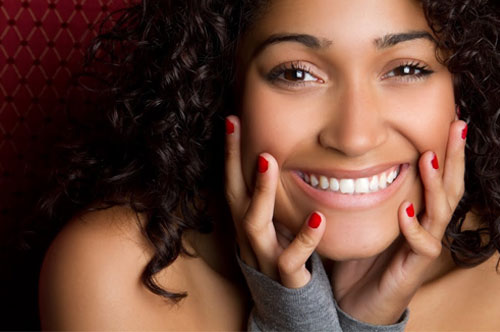 Quick Cosmetic Fixes for a Stunning Date Night Smile