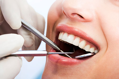 Spring Renewal: Refresh Your Smile This Season
