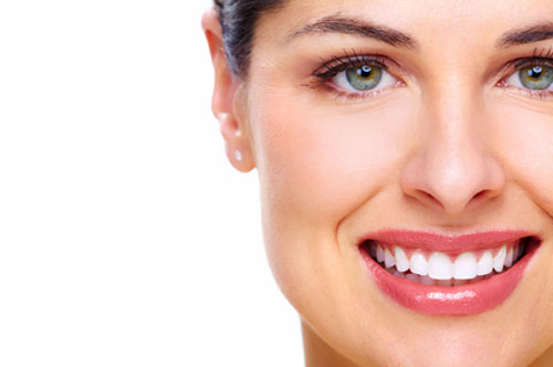 Naughty or Nice? Holiday Foods for a Radiant Smile